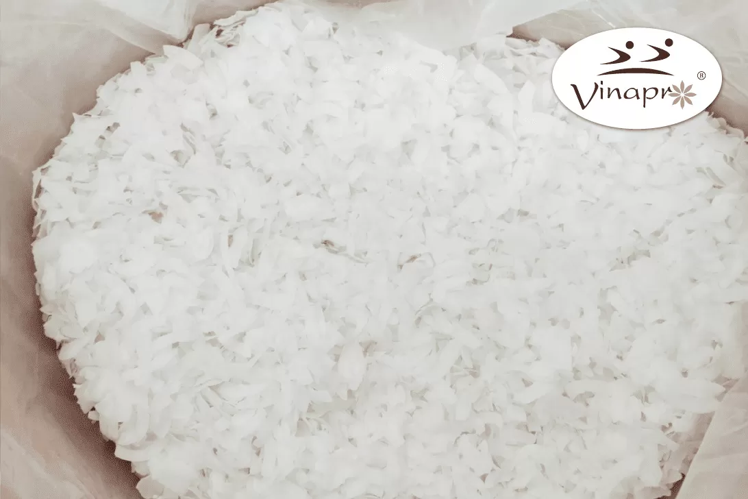 DESICCATED COCONUT - CHIPS